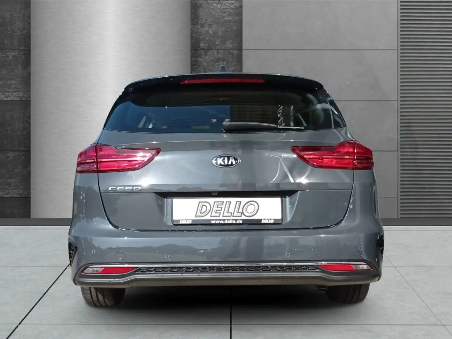 Vehicle image, number 6