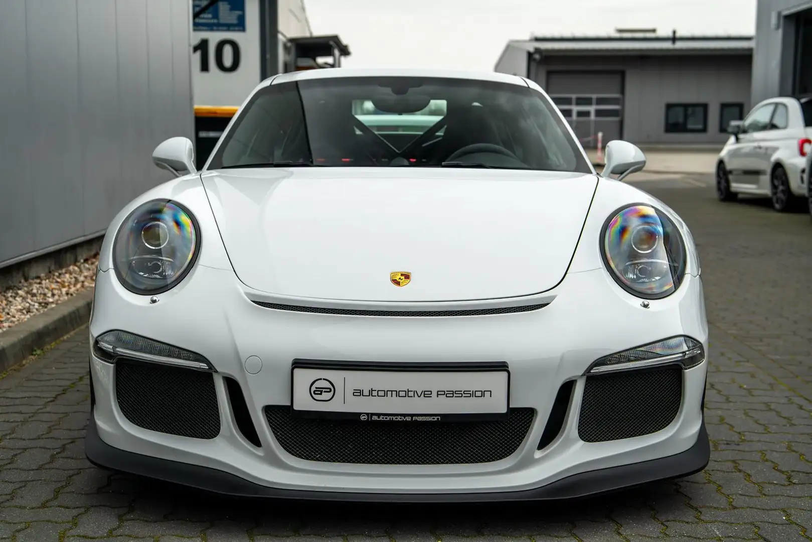 Vehicle image, number 2