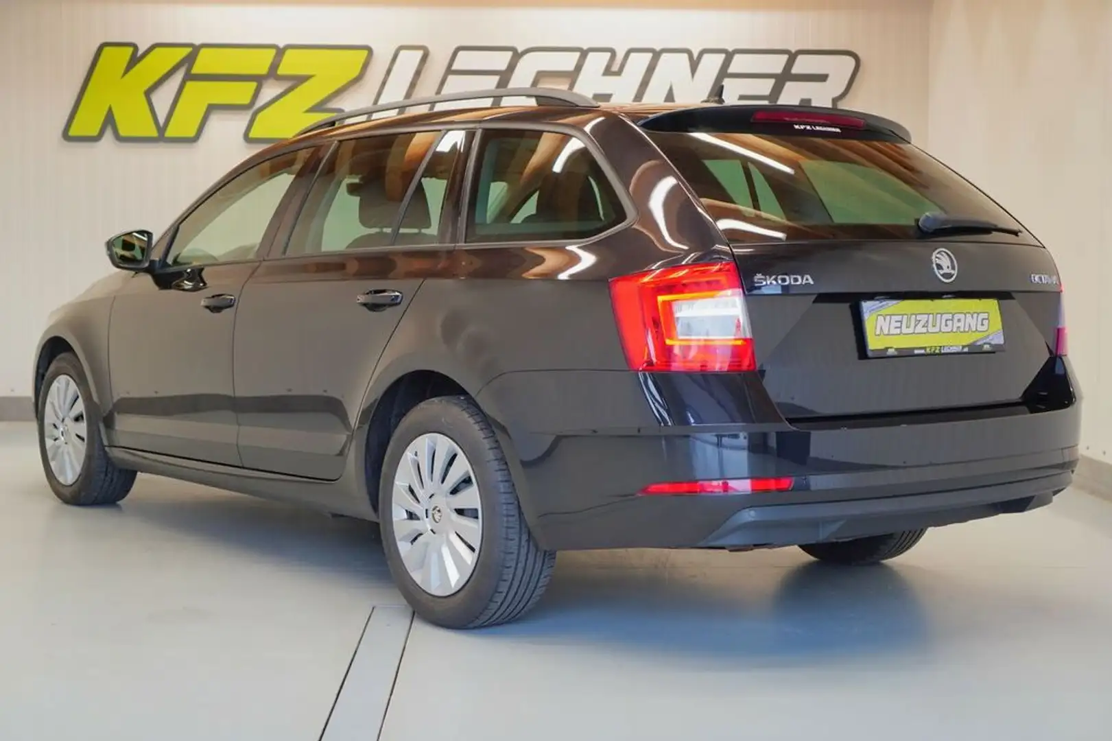 Vehicle image, number 7