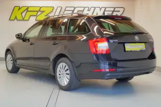 Vehicle image thumbnail, number 7