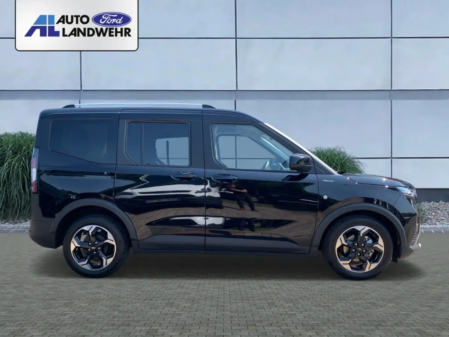 Vehicle image, number 5