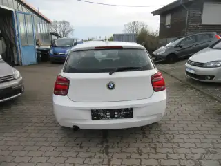Vehicle image thumbnail, number 7