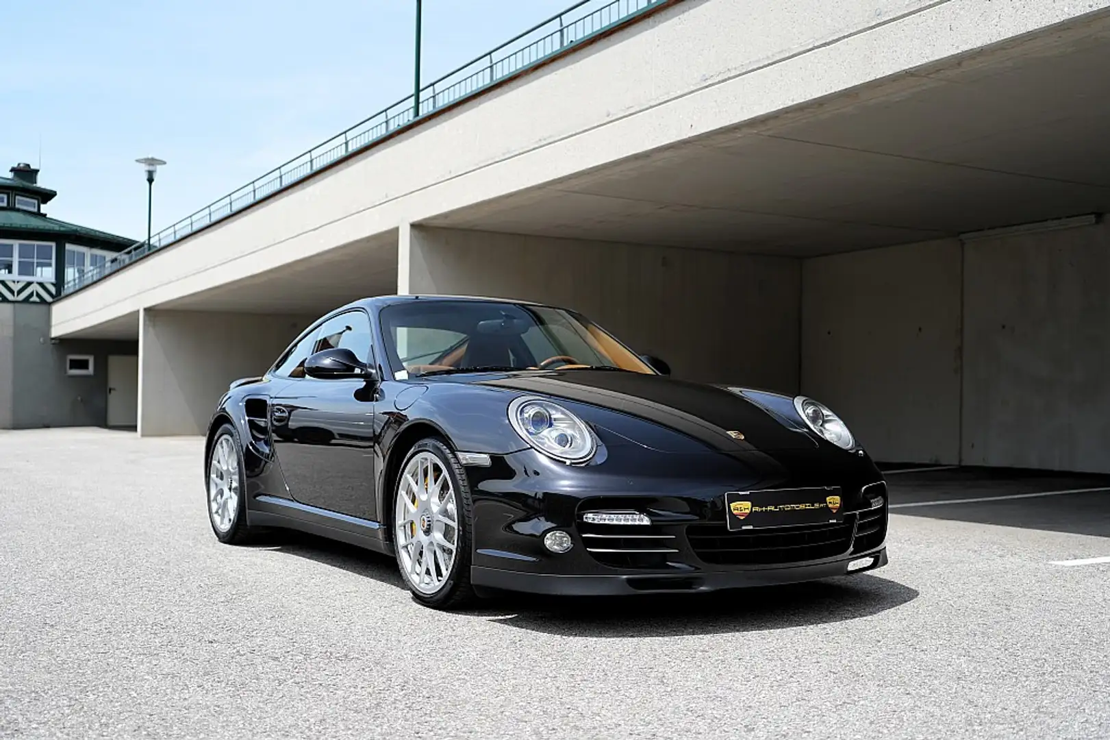 Vehicle image, number 4
