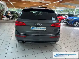 Vehicle image thumbnail, number 7