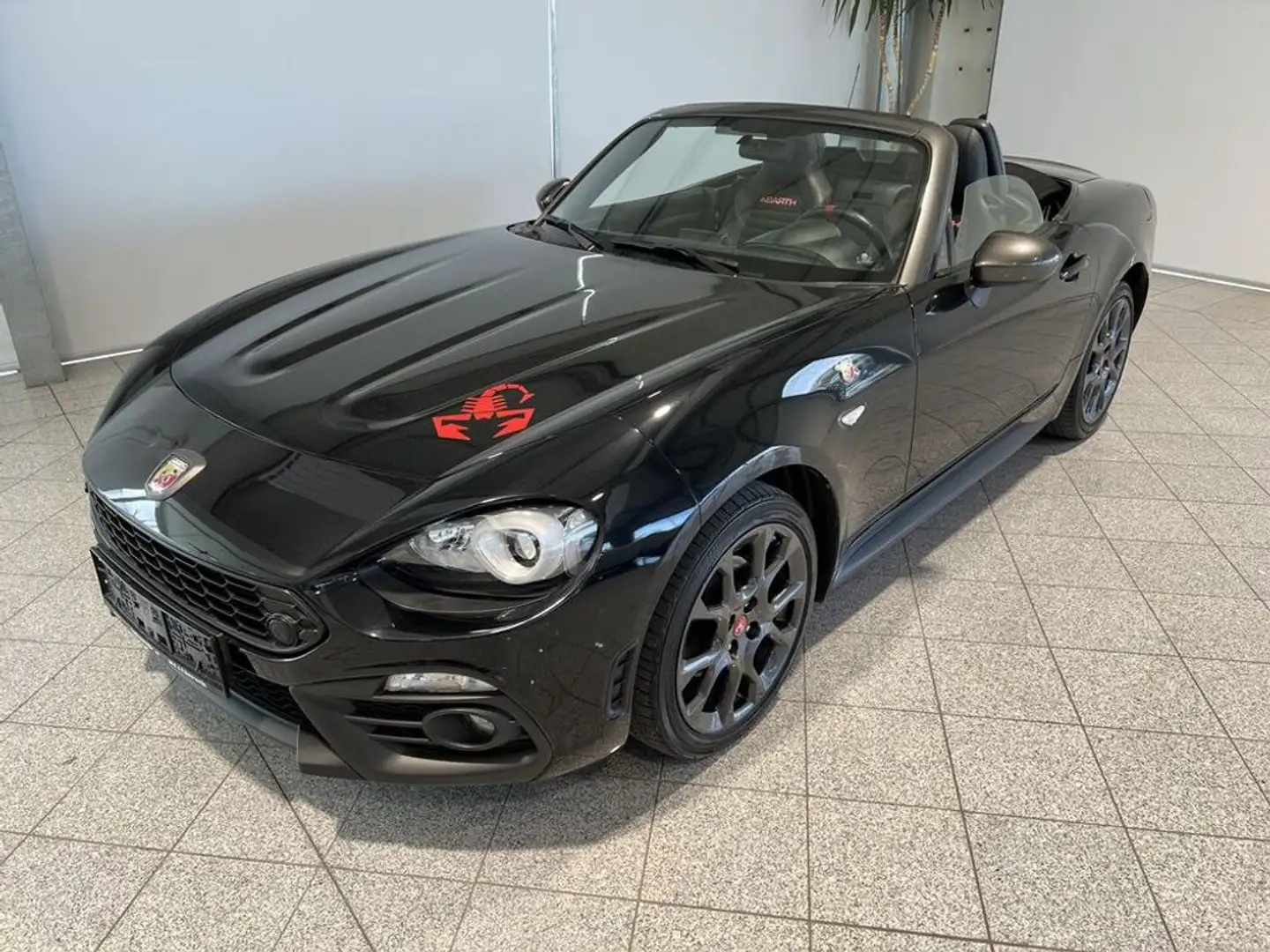Vehicle image, number 5