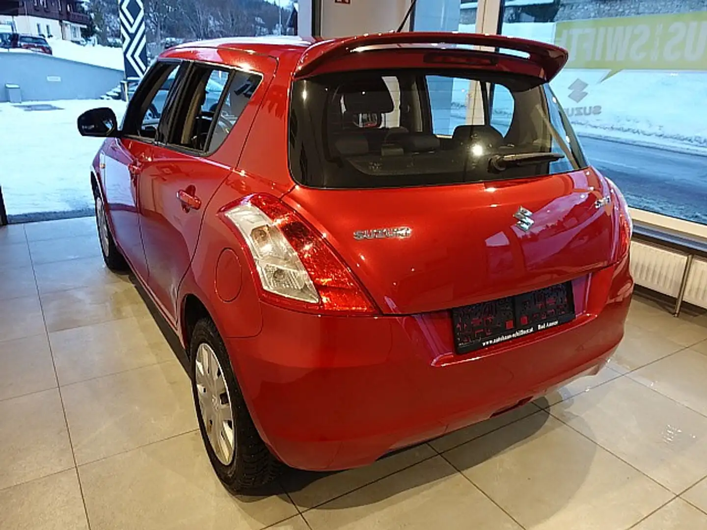 Vehicle image, number 5