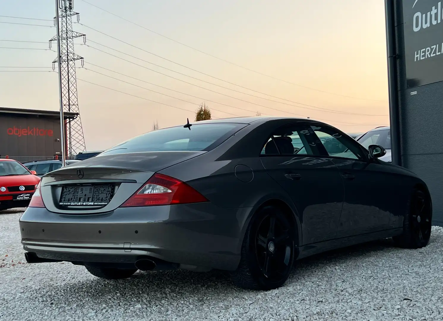 Vehicle image, number 7