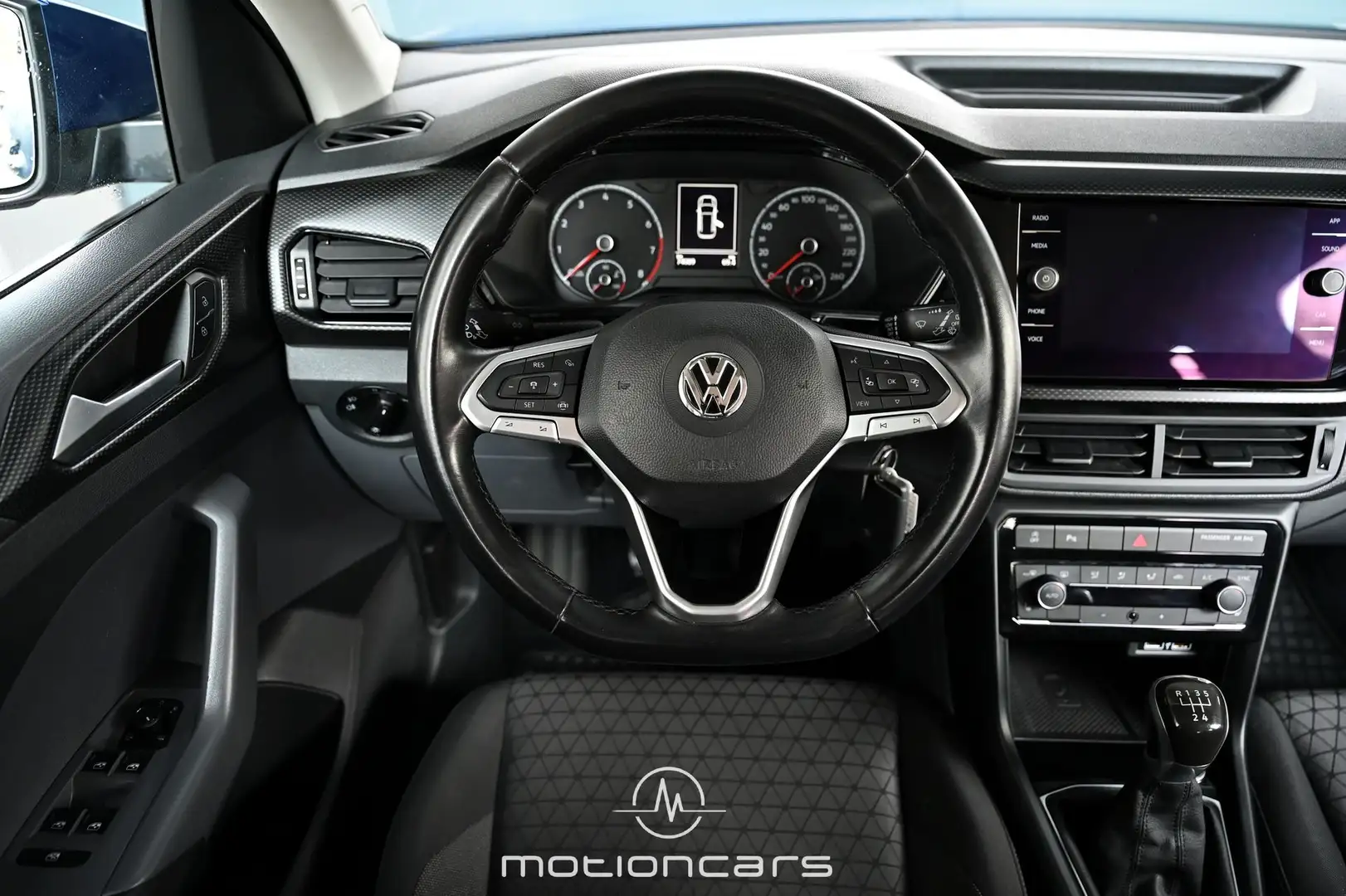 Vehicle image, number 9