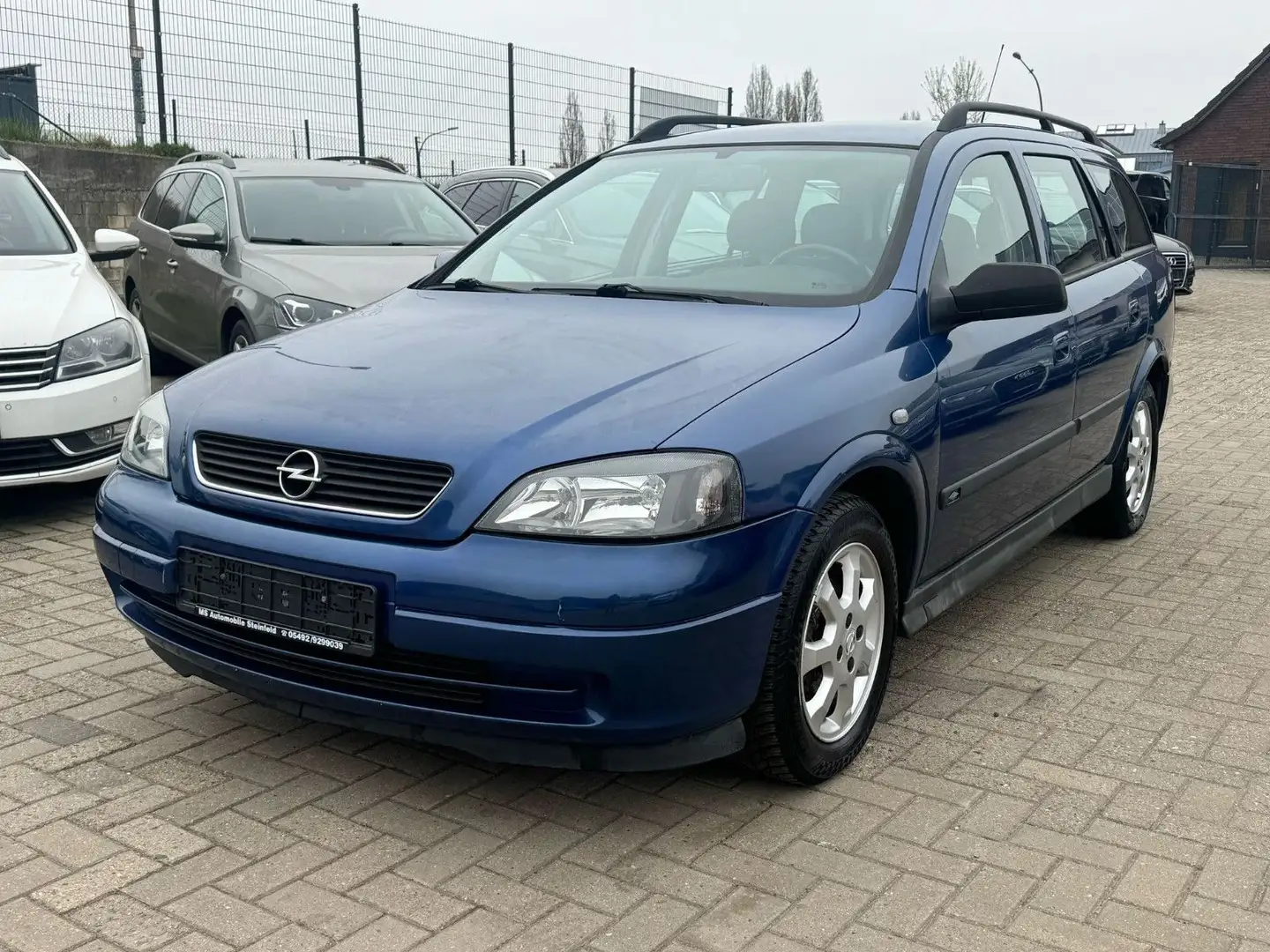 Vehicle image, number 4