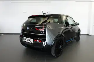 Vehicle image thumbnail, number 3