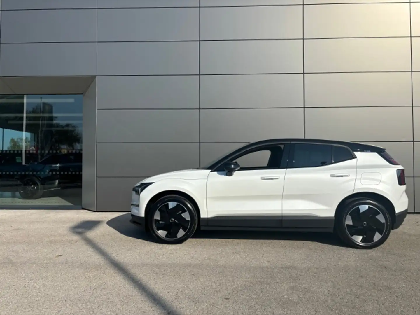 Vehicle image, number 5