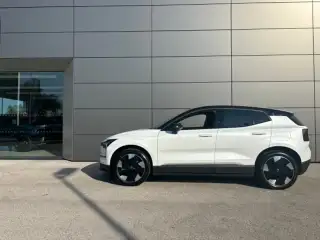 Vehicle image thumbnail, number 5