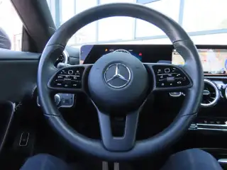 Vehicle image thumbnail, number 7