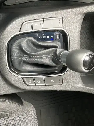 Vehicle image thumbnail, number 12