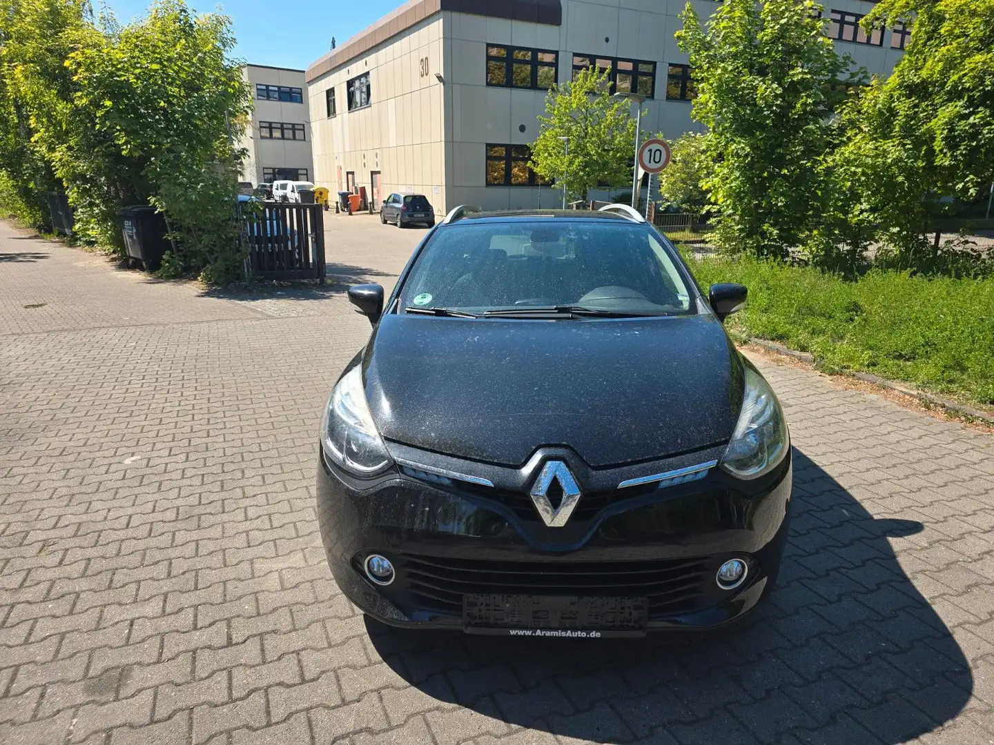 Vehicle image, number 3