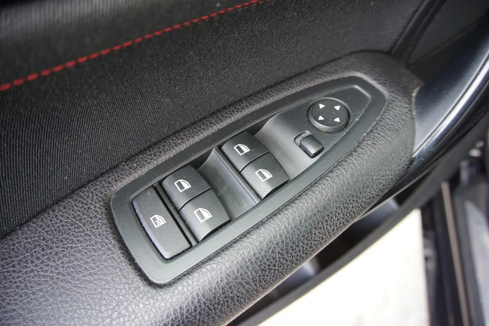 Vehicle image, number 14