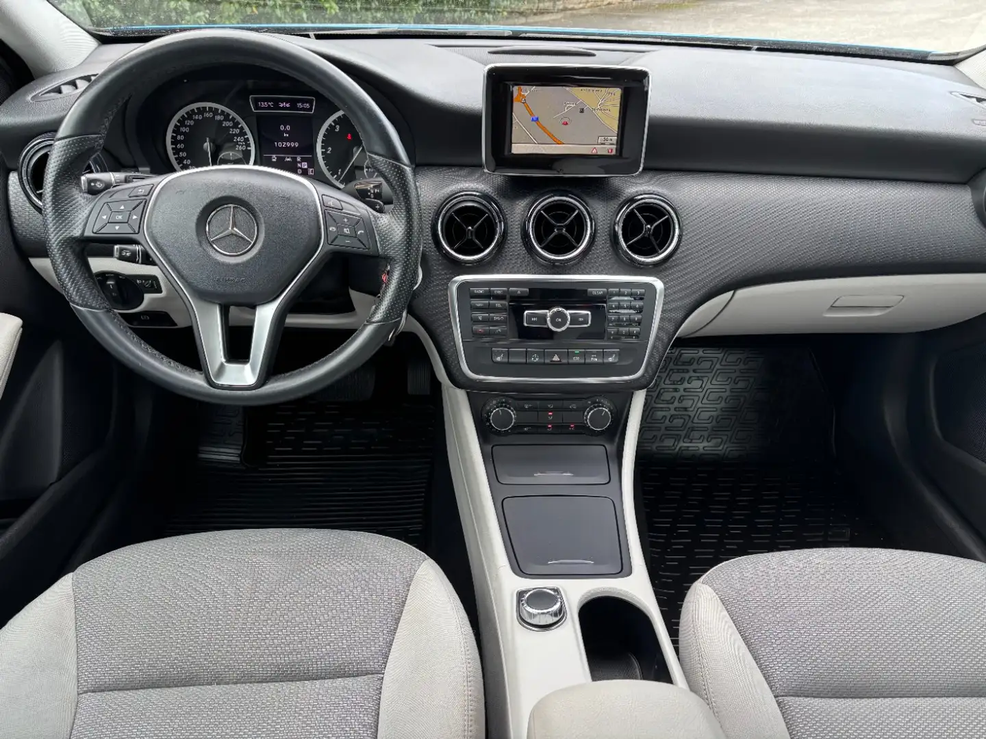 Vehicle image, number 10