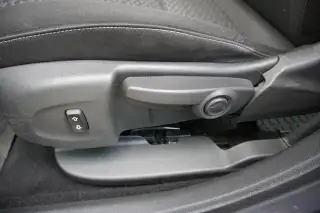Vehicle image thumbnail, number 15