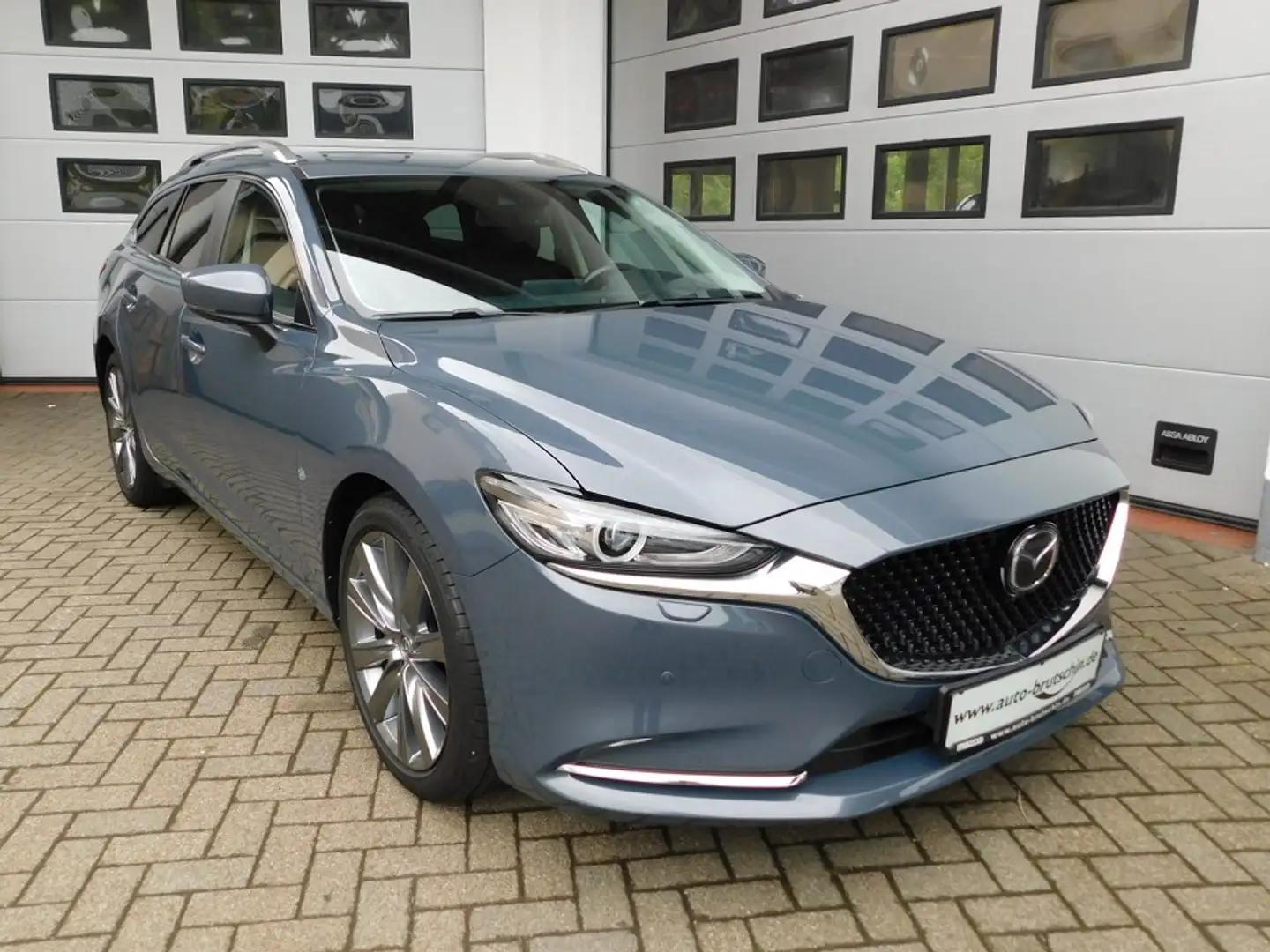 Vehicle image, number 1