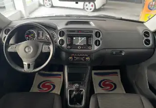 Vehicle image thumbnail, number 9