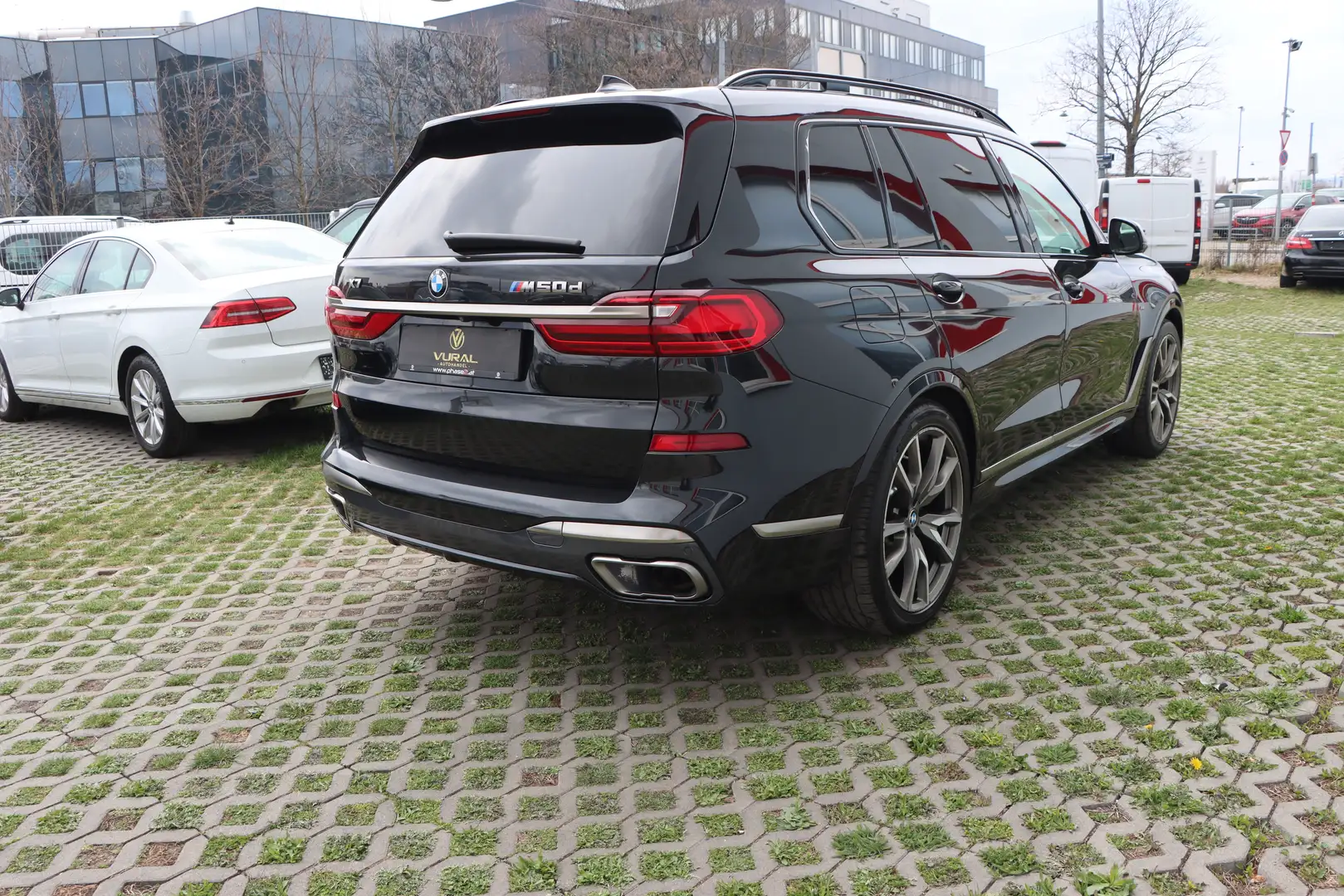 Vehicle image, number 5