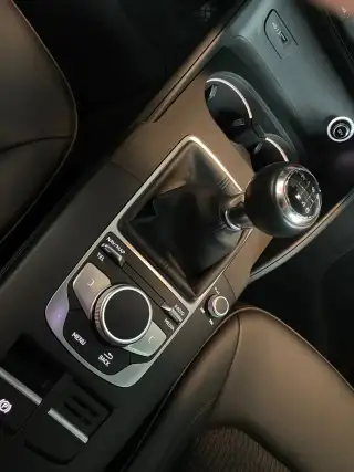 Vehicle image thumbnail, number 15