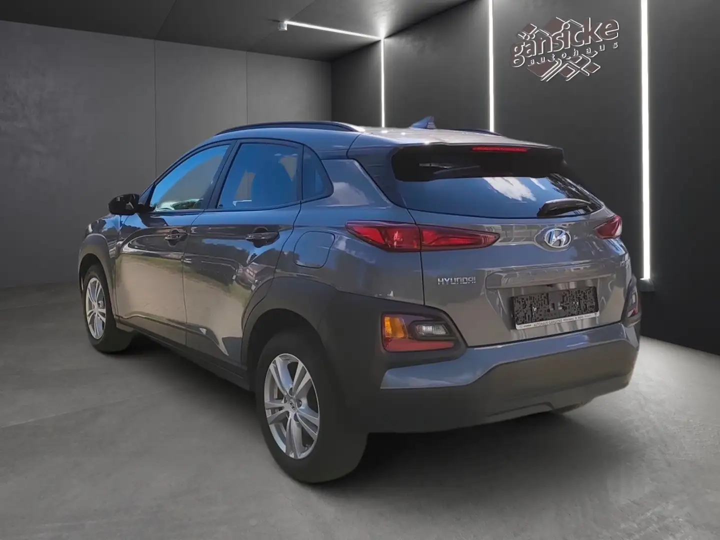 Vehicle image, number 5