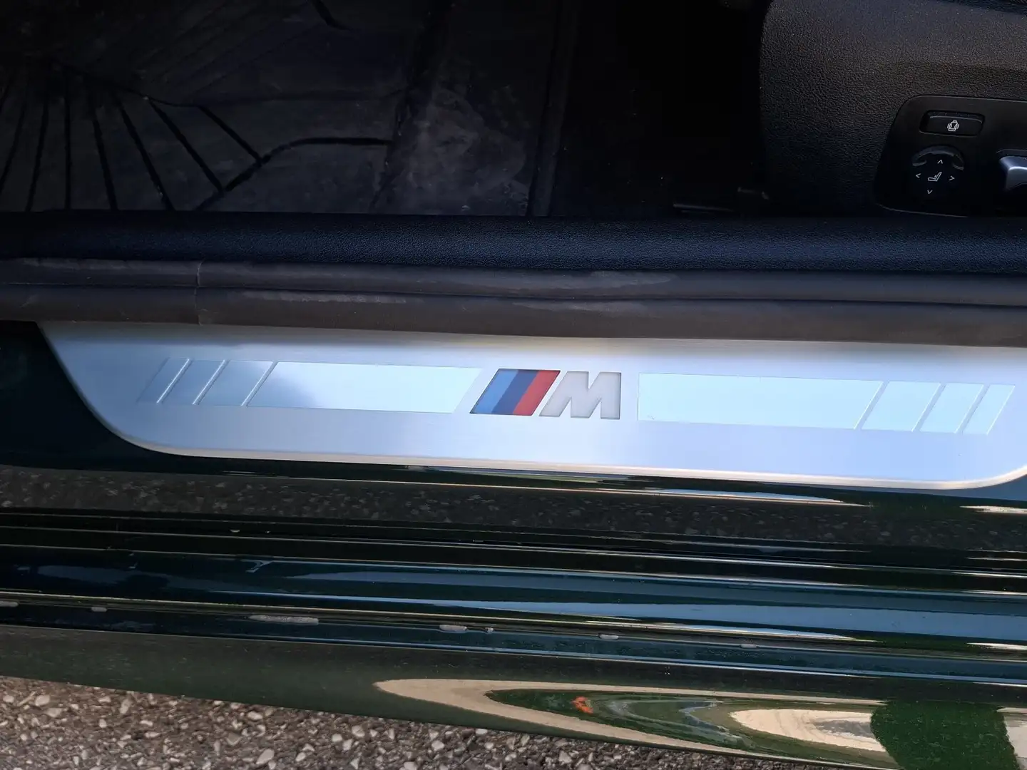 Vehicle image, number 14