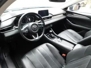 Vehicle image thumbnail, number 7