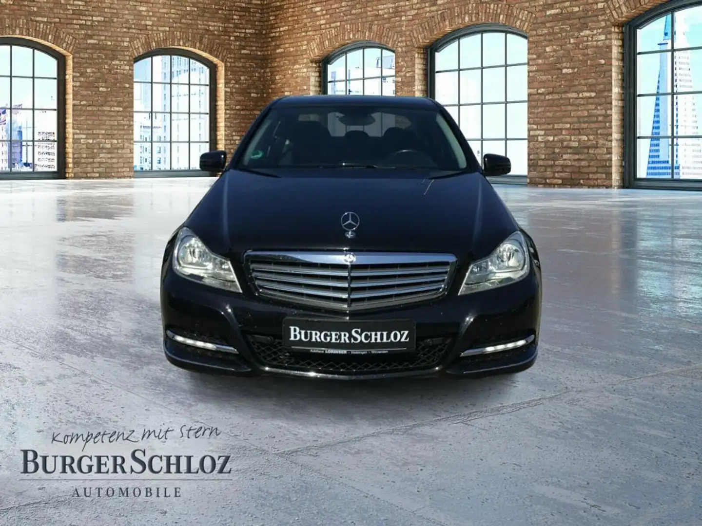 Vehicle image, number 2