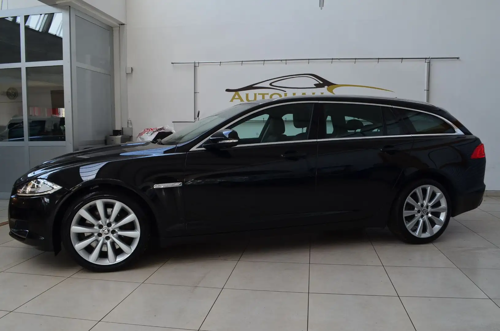 Vehicle image, number 5
