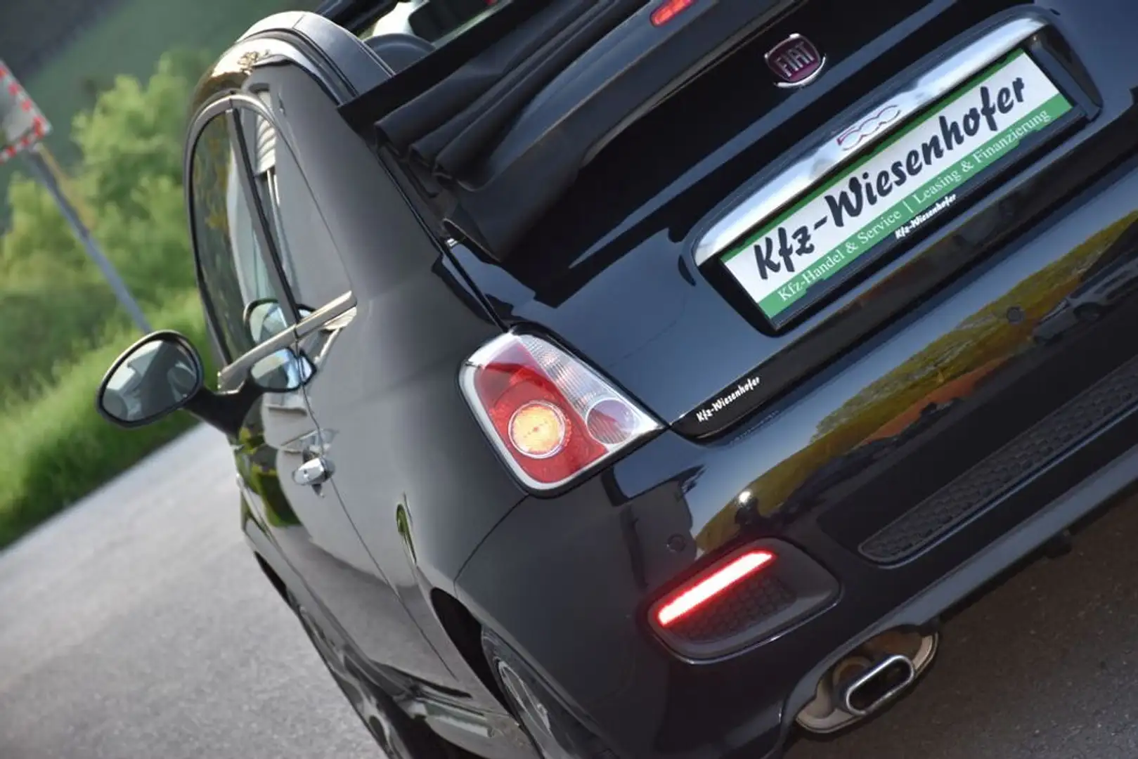 Vehicle image, number 6