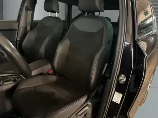 Vehicle image thumbnail, number 8
