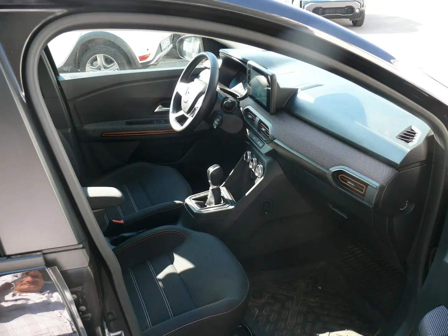 Vehicle image, number 18