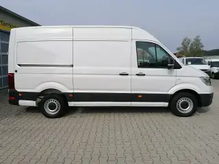 Vehicle image thumbnail, number 7