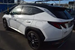 Vehicle image thumbnail, number 4