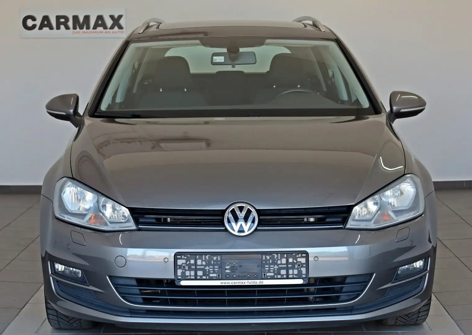 Vehicle image, number 16