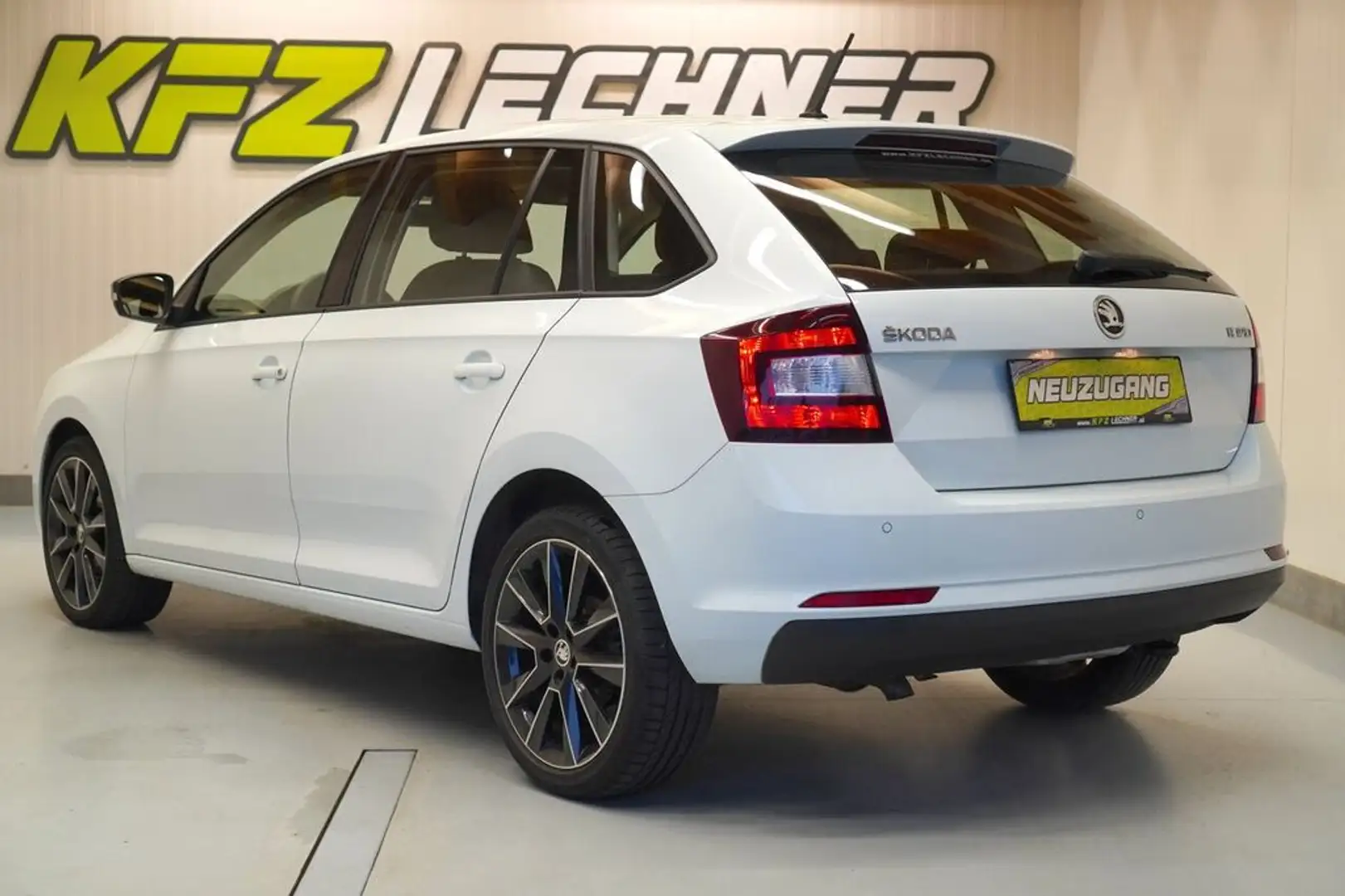 Vehicle image, number 7