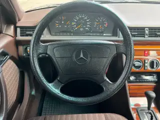 Vehicle image thumbnail, number 13