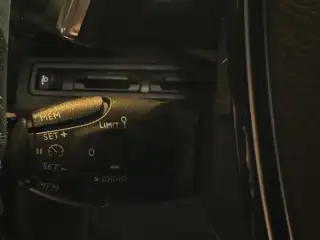Vehicle image thumbnail, number 8