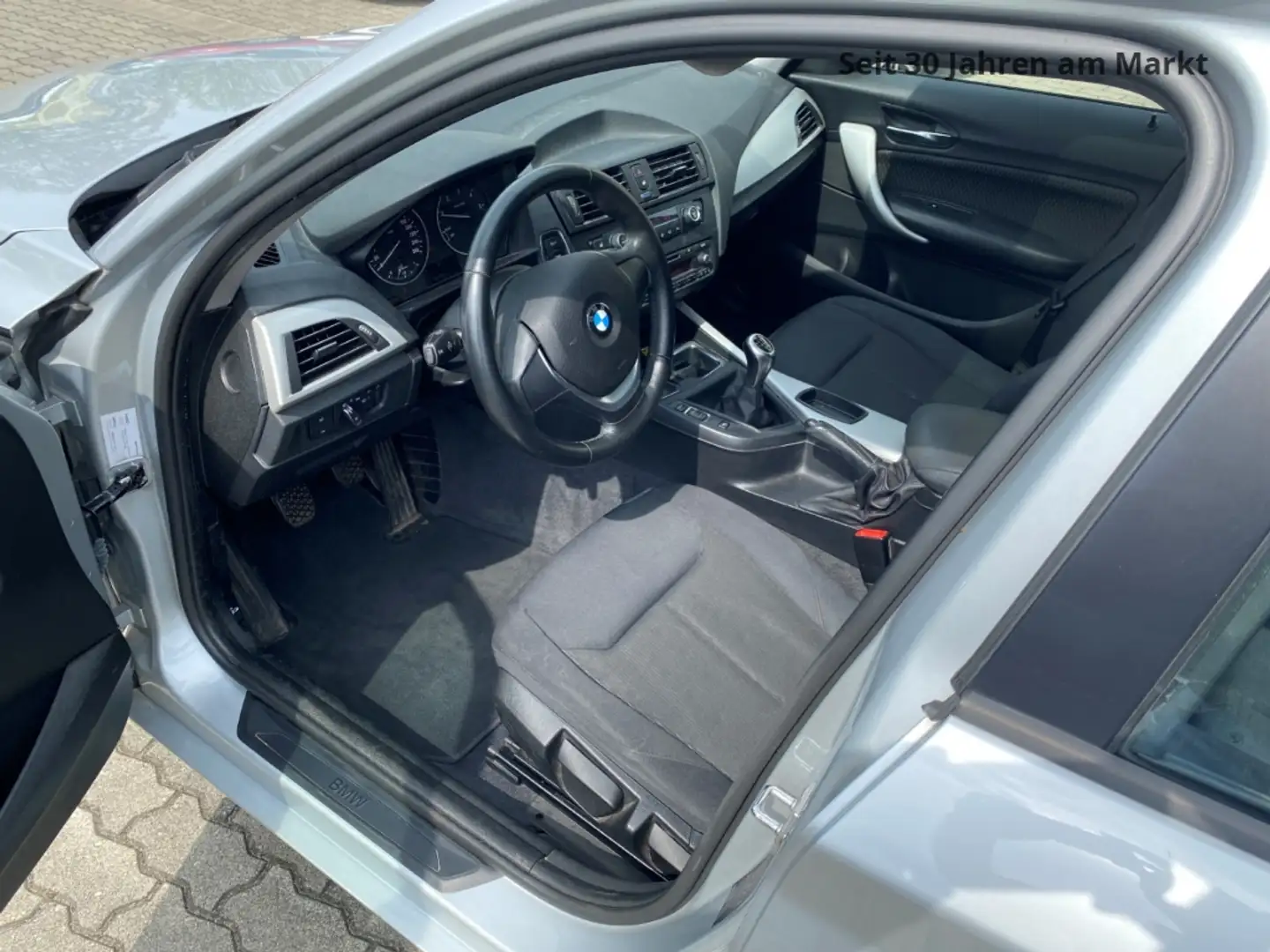 Vehicle image, number 7