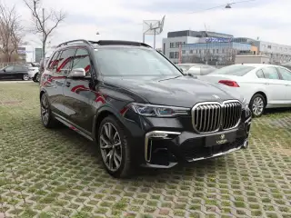Vehicle image thumbnail, number 4