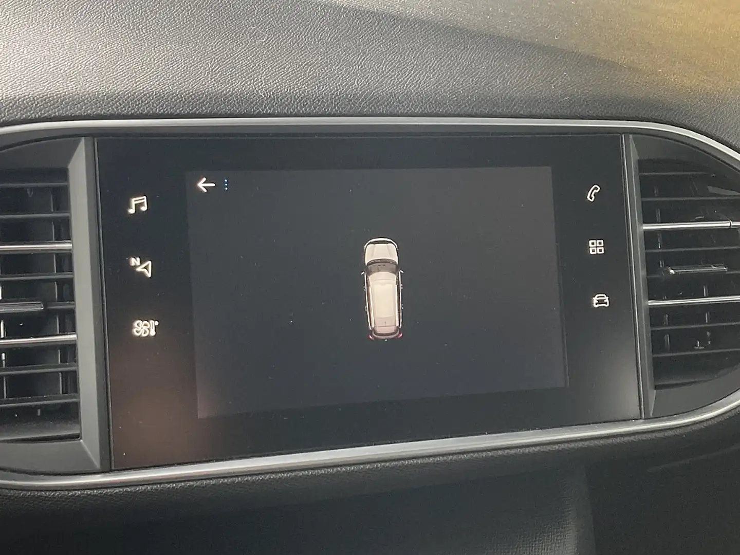 Vehicle image, number 9