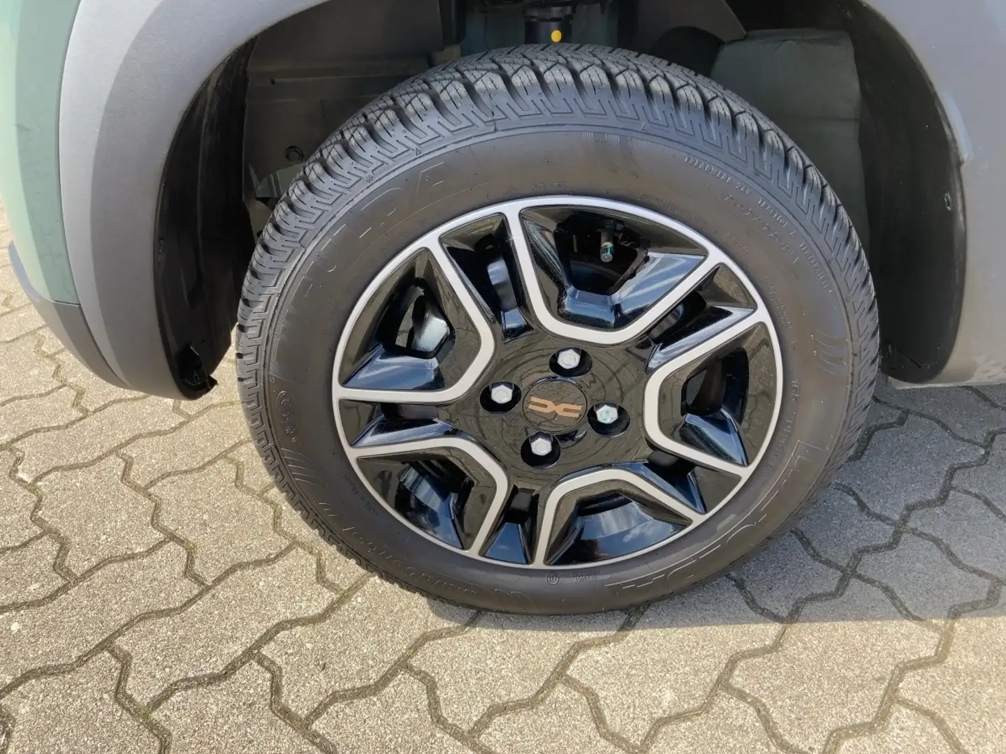 Vehicle image, number 7