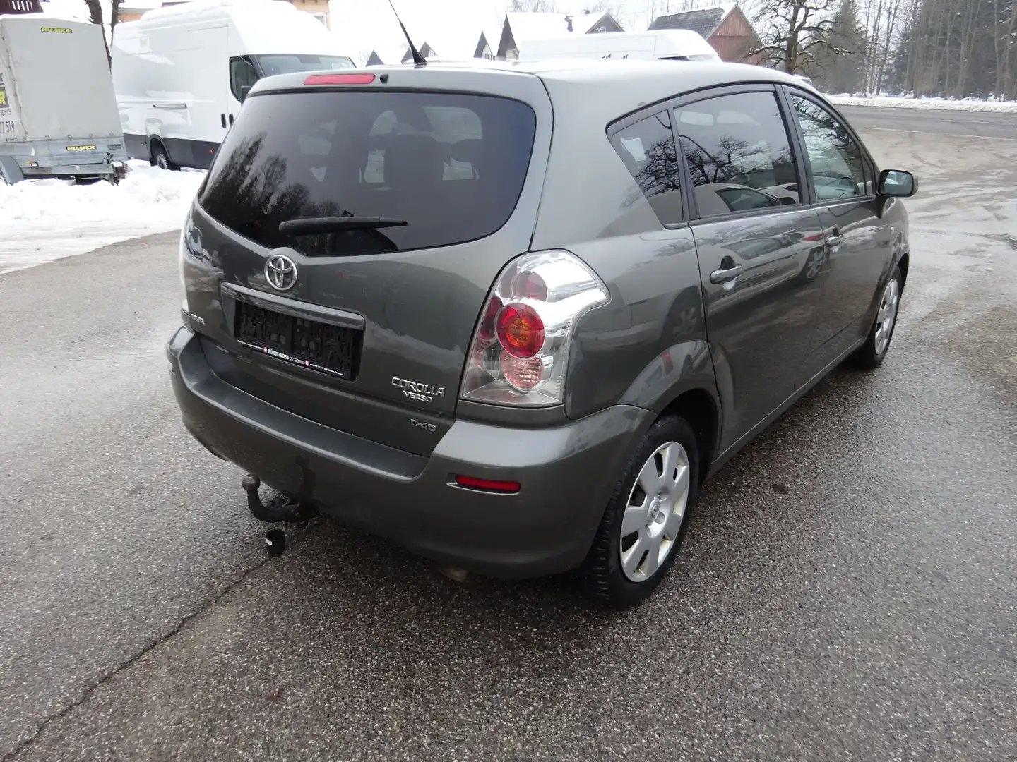Vehicle image, number 6