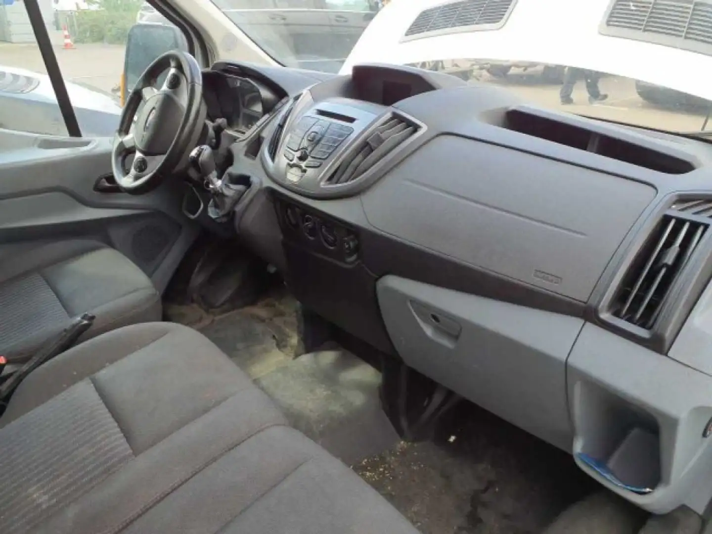 Vehicle image, number 7
