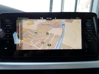 Vehicle image thumbnail, number 4