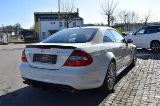 Vehicle image thumbnail, number 3