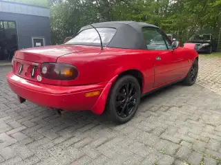 Vehicle image thumbnail, number 5
