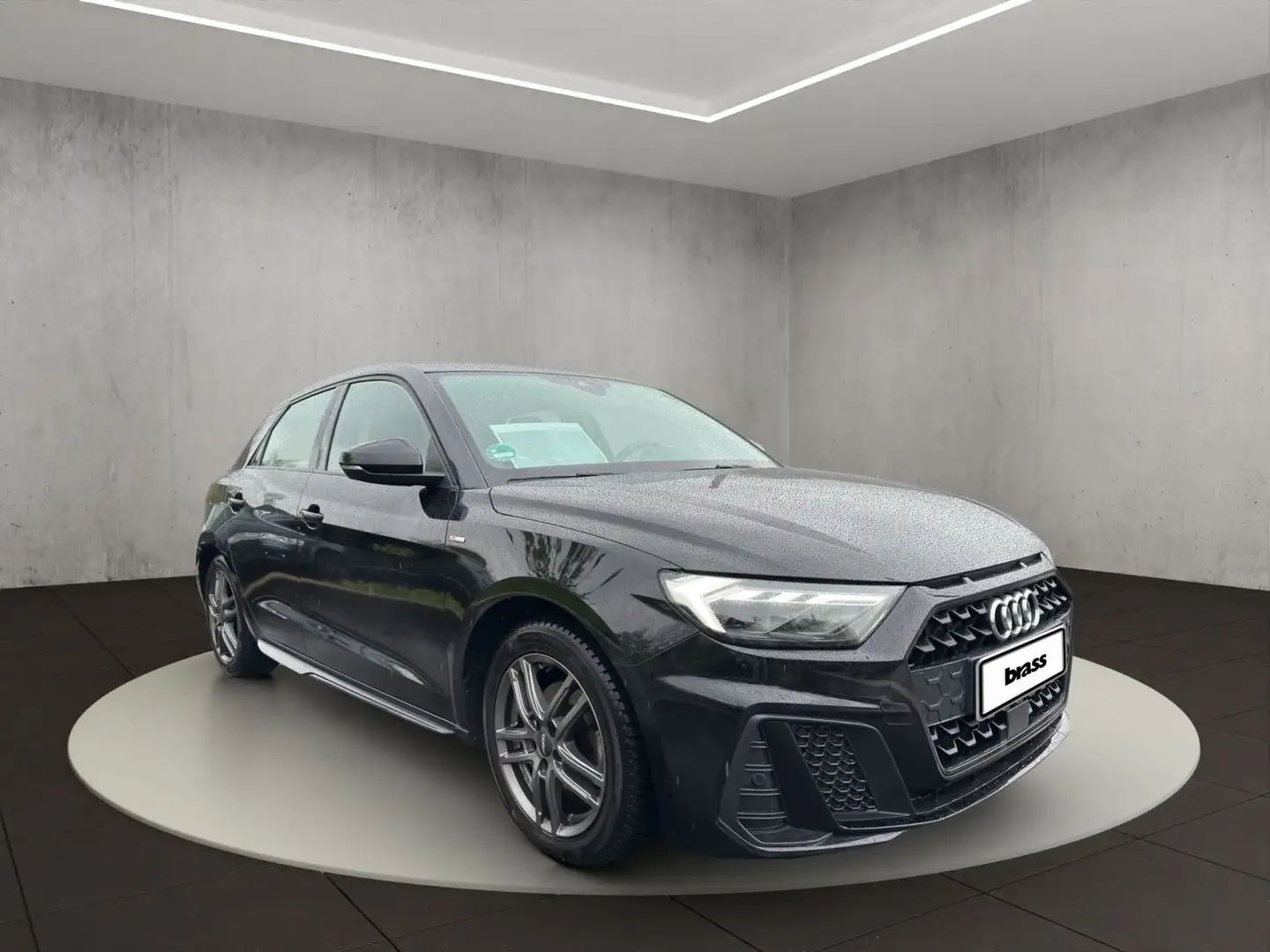 Vehicle image, number 7